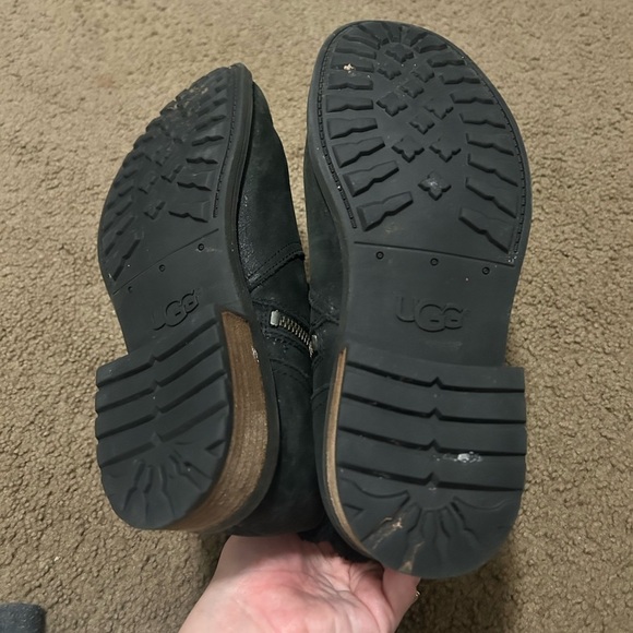 UGG Blayre II Sheepskin Short Zip Up Boots Black #1008220 Women’s Size 9.5 - Picture 6 of 10